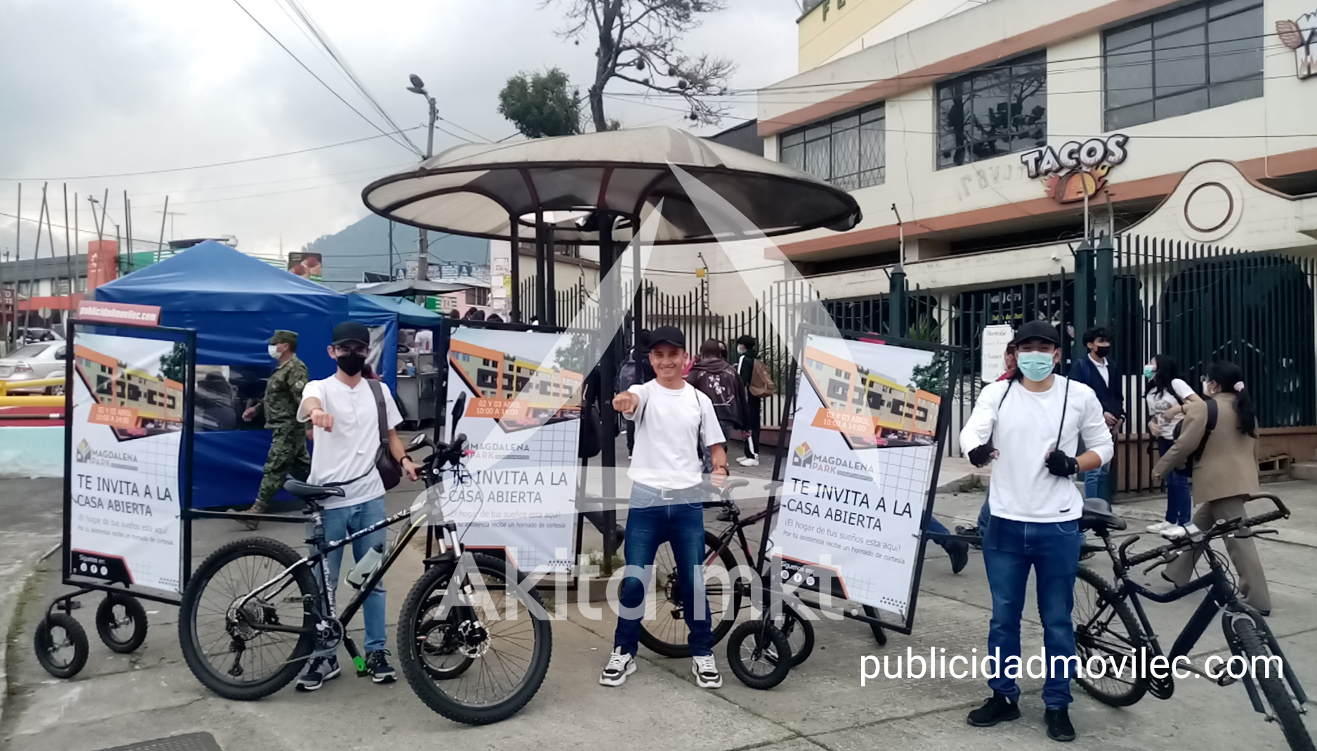 Servicio de bici banners Quito, publicidad en calle
